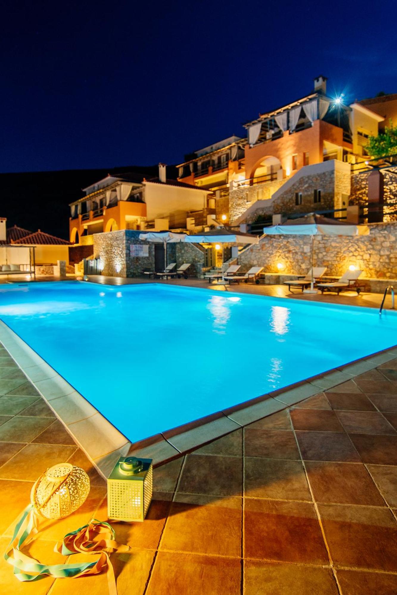 Apelon Tiritas Villas Leonídion Extérieur photo