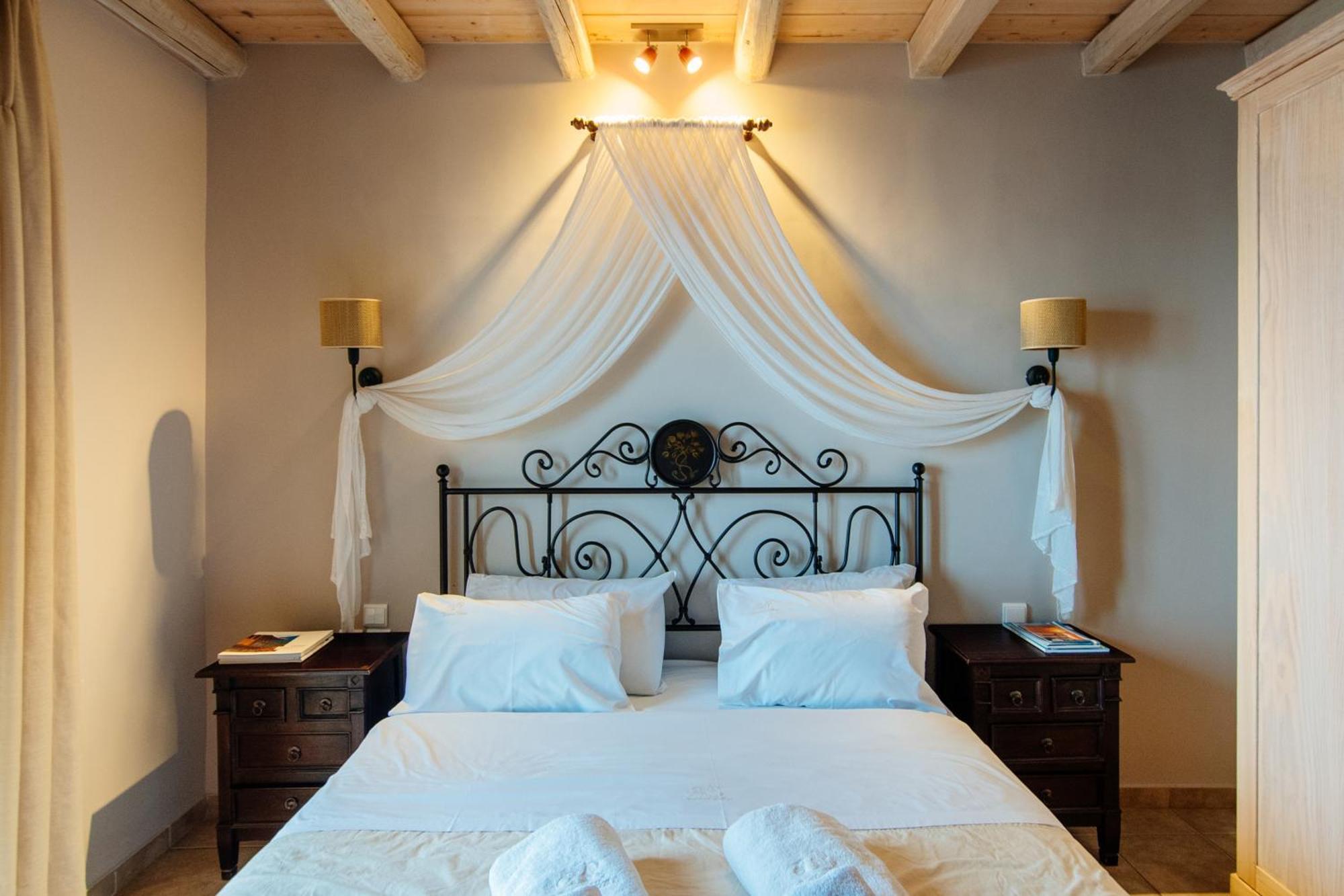Apelon Tiritas Villas Leonídion Extérieur photo