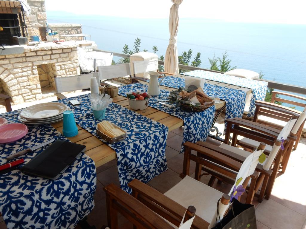 Apelon Tiritas Villas Leonídion Extérieur photo