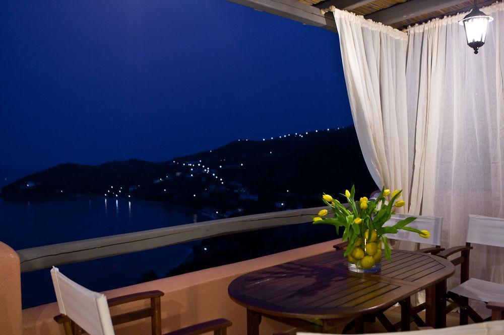 Apelon Tiritas Villas Leonídion Extérieur photo